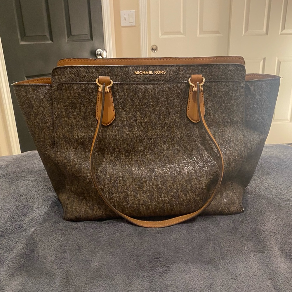 Michael Kors Tote